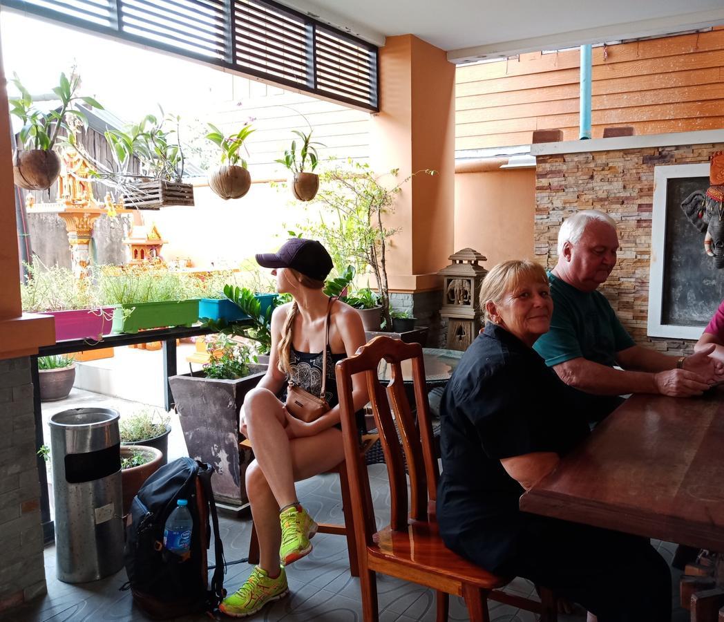 Baanpak Sam Anong Aparthotel Hua Hin Bagian luar foto