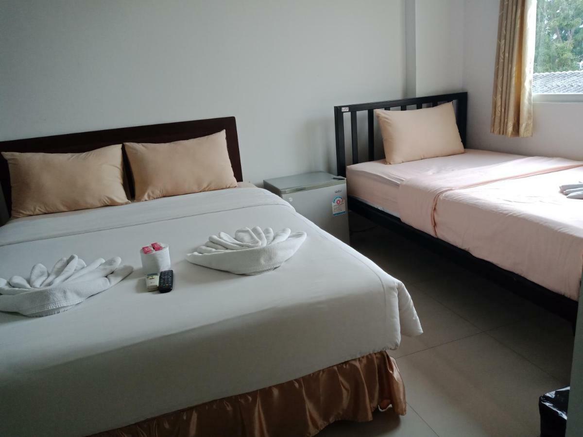 Baanpak Sam Anong Aparthotel Hua Hin Bagian luar foto